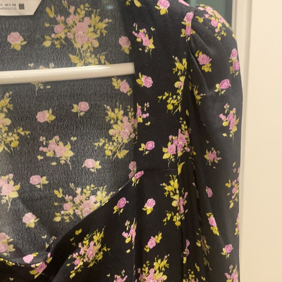 Zara Flower Dress - Picture 5 of 5